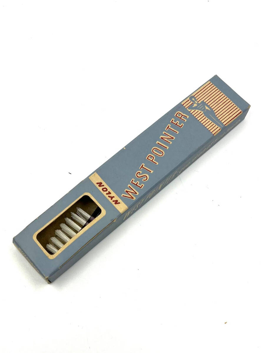 1940'lar West Pointer Nylon USA Kullanılmamış Kutusunda Diş Fırçası AOB4202 (N) - 1