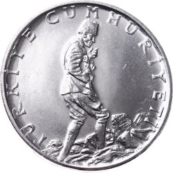 1979 Yılı 2½ Lira (Düz) - ÇİL TCM3281 - 2