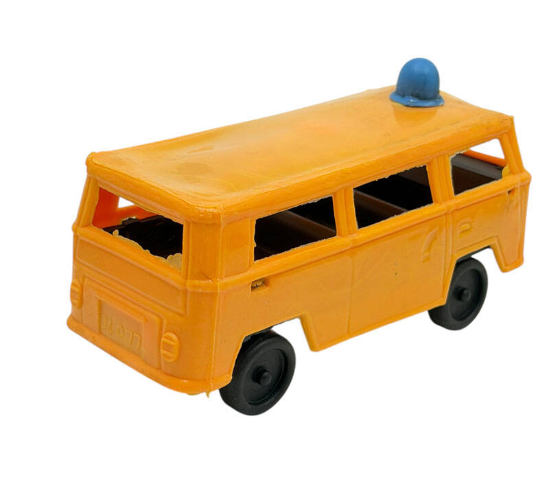 1980 Sonu 90 Başı Yerli Üretim Plâstik Oyuncak Volkswagen Ambulans Minibüs (Sıfır Ürün) AOB5369 - 4