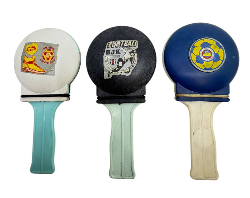 1980's Kulüplü Şak-Şak Plâstik Oyuncak Lot AOB5175 - 2