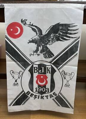 1990lar Beşiktaş Karakartal Taraftar Bayrağı 47x72 (Büyük Boy) BY14 - 1