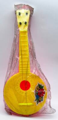 2000ler Türk Malı Poşetinde Çicek Desenli Gitar AOB3512 (N) - 1