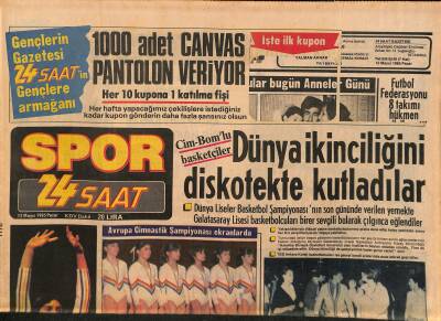 24 Saat Gazetesi Spor Eki 12 Mayıs 1985 - Cim-Bomlu Basketçiler Dünya İkinciliğini Diskotekte Kutladılar GZ127299 - 1