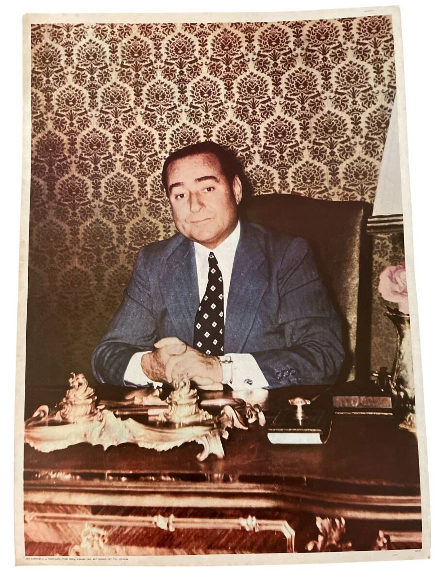 Adnan Menderes Kartpostal (Ultra Dev Boy) KRT24031 - 1