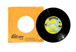 Adnan Varveren – Helvacı / Ben Varmam Ana 45’lik Plak – Güven Plak SG-212 PLK27069 - 1