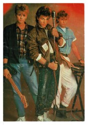 AHA Grubu Eski Kartpostal (Büyük Boy) KRT7548 - Gökçekoleksiyon