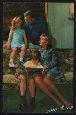 Aile Sevgisi Temalı Kartpostal KRT2136 - 1