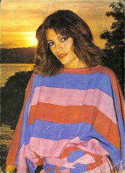 Ajda Pekkan Kartpostal (Orta Boy) KRT22062 - Gökçekoleksiyon