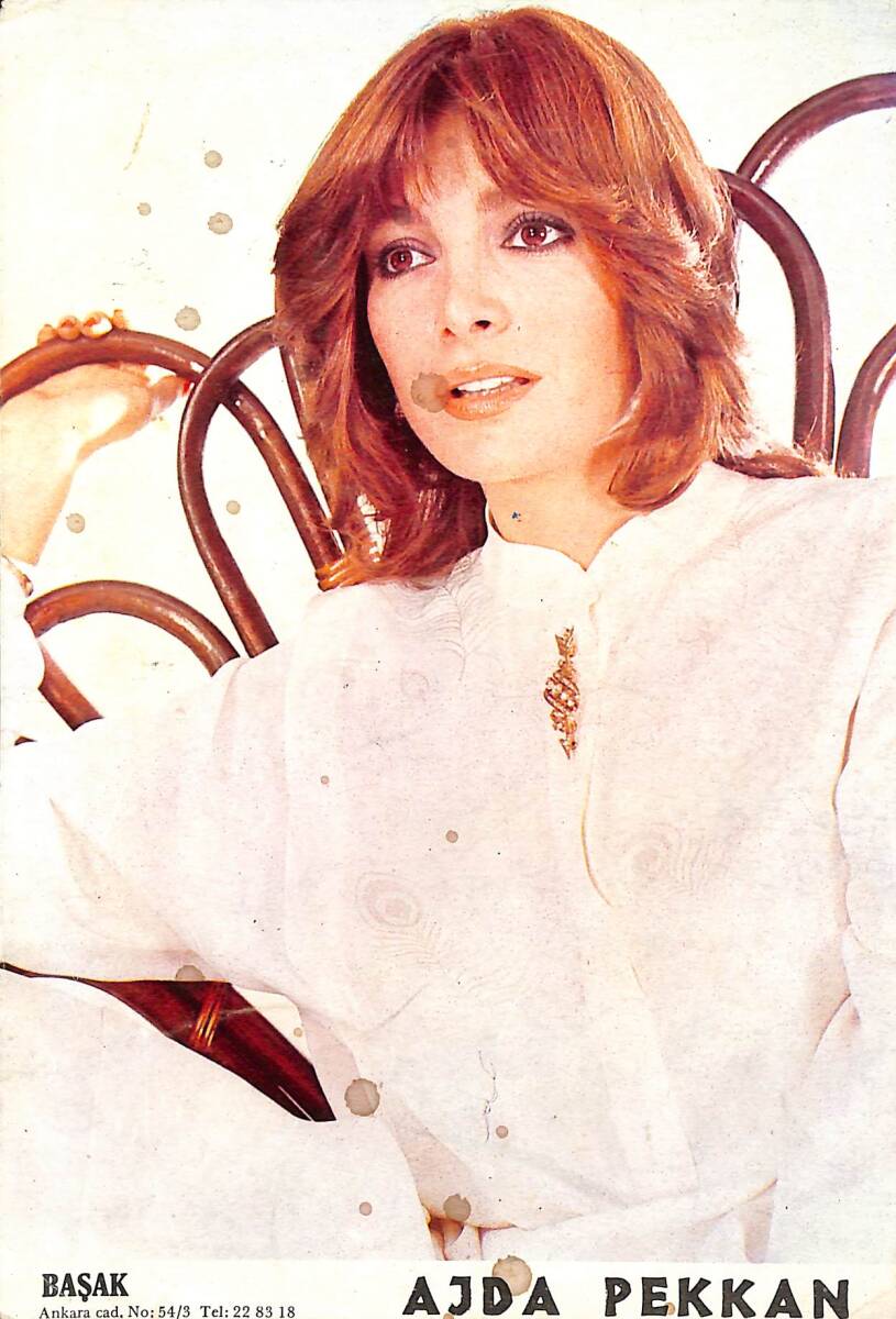 Ajda Pekkan Kartpostal (Orta Boy) KRT23385 - 1
