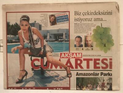 Akşam Cumartesi Gazetesi 15 Temmuz 2006 - Hayatta Kalmak İçin Arkadaşlarımızı Yedik GZ7686 - 1