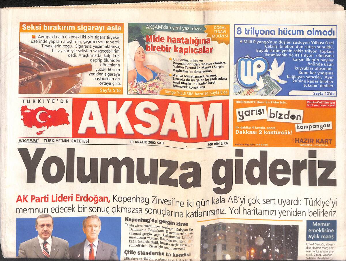 Akşam Gazetesi 10 Aralık 2002 - Denktaş Makamında - İTO Avrupa'nın En İyisi - Rasmussen'e Kıbrıs Resti GZ149429 - 1