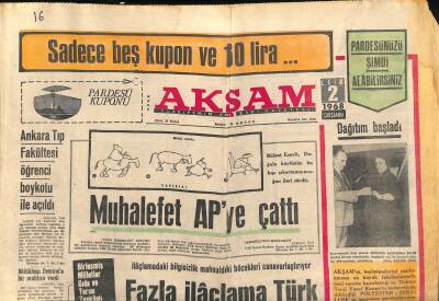 Akşam Gazetesi 2 Ekim 1968 - Ankara Tıp Fakültesi Öğrenci Boykotu İle Açıldı GZ119225 - 1