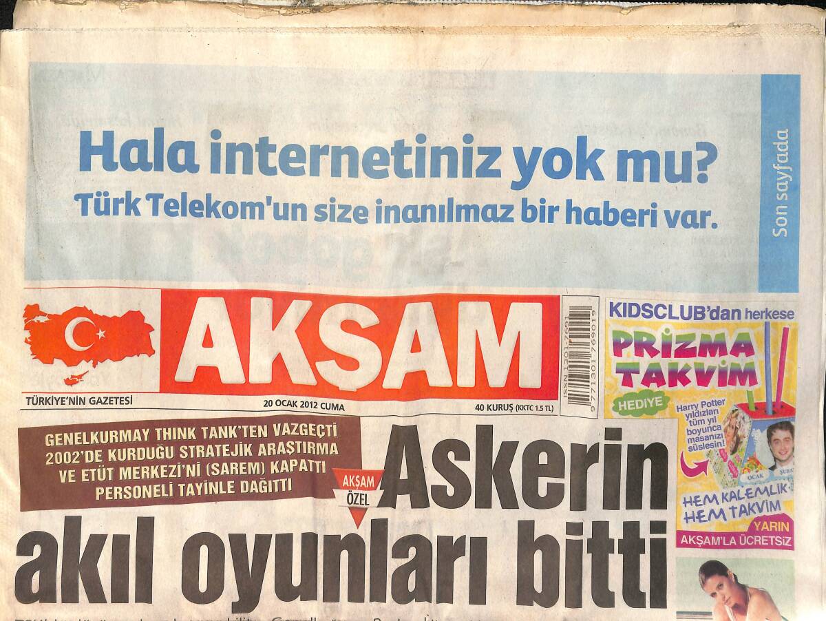 Akşam Gazetesi 20 Ocak 2012 - Hülya Avşar: Göbekli Erkeklere Tahammül Edemiyorum - Serdar Ortaç: Kaliteli Üreteceğim GZ154870 - 1