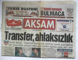 Akşam Gazetesi 21 Nisan 1999 - Borsada Baykal Seçim İstiyor Esprisi GZ7082 - 1