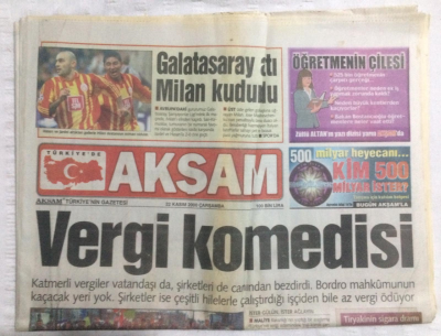 Akşam Gazetesi 22 Kasım 2000 - Bülent Ersoy Canını Zor Kurtardı - GZ17579 - 2