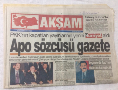 Akşam Gazetesi 23 Kasım 1995 - Bir Yanında Gökçek Bir Yanında Erdoğan - GZ17482 - 1