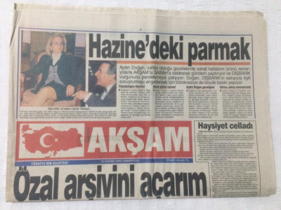 Akşam Gazetesi 25 Kasım 1995 - Özal Arşivini Açarım,Hülya Avşar Borcundan Kurtuluyor - GZ17480 - 1