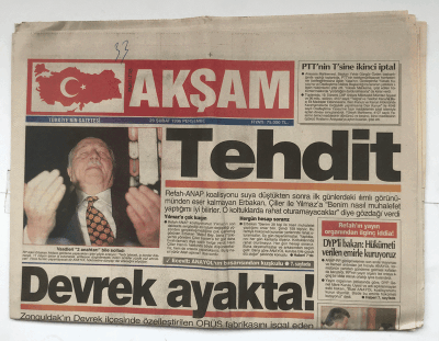Akşam Gazetesi 29 Şubat 1996 - İmparator Tam 183 Trilyon Miras Bıraktı GZ5706 - 1