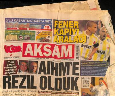 Akşam Gazetesi 3 Ekim 2007 - Kaçak Tecimer 11 Yıl Sonra Türkiyeye Geldi - Türk Yargıç Vetosunun Ardındaki Gerçekler GZ93742 - 1