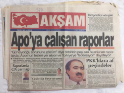 Akşam Gazetesi 4 Ekim 1995 - Apoya Çalışan Raporlar,Hükümet Krizi Yine Aşılamadı - GZ17677 - 1