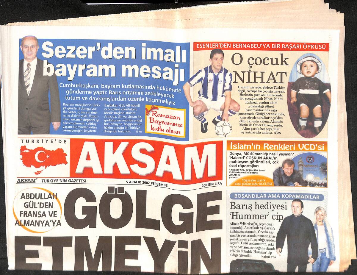 Akşam Gazetesi 5 Aralık 2002 - Malabadi'de Kaliteli Petrol Müjdesi - Abdullah Gül'den Fransa Ve Almanya'ya GZ149426 - 1