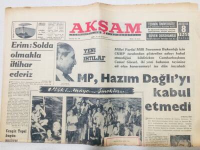 Akşam Gazetesi 8 Ağustos 1965 - Prens Sabahattin Korusu Yandı GZ53264 - 1