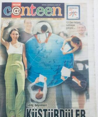Akşam Gazetesi Canteen Eki 20 Ağustos 2001 - Genç Beyinleri Küstürdüler GZ41578 - 1