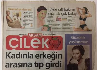 Akşam Gazetesi Çilek Eki - 30 Eylül 2004 - Kadınla Erkeğin Arasına Tıp Girdi GZ25445 - 1