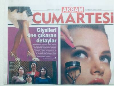 Akşam Gazetesi Cumartesi Eki 7 Nisan 2007 - Estetik Yerini Botoksa Bıraktı GZ43098 - 2