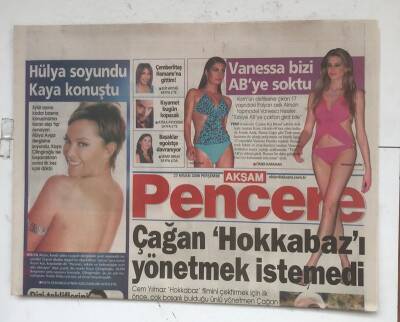 Akşam Gazetesi Pencere Eki 27 Nisan 2006 - Donatella Versace Türkiyeye Geliyor GZ8421 - 1