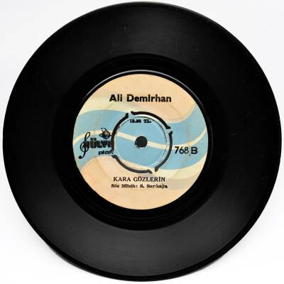 Ali Demirhan - Duydum Uzaklara Gelin Gitmişsin (107.5) PLK8774 - 2