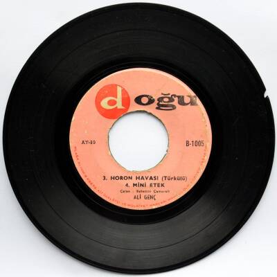 Ali Genç 1-Güzel İstanbul 2-Güzel İstanbul Devamı Mini LP (107) PLK6443 - 2