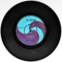 Ali Sultan - Boynuzlarını Kırarım (107.5) PLK9506 - 2