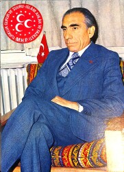 Alparslan Türkeş Kartpostal (Orta Boy) KRT21409 - Gökçekoleksiyon