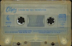 Alpay - Eylül'de Gel Demiştim Orijinal Kaset (İkinci El) * Raks Müzik - 1992 - Mavi Bandrol * KST31229 - Gökçekoleksiyon