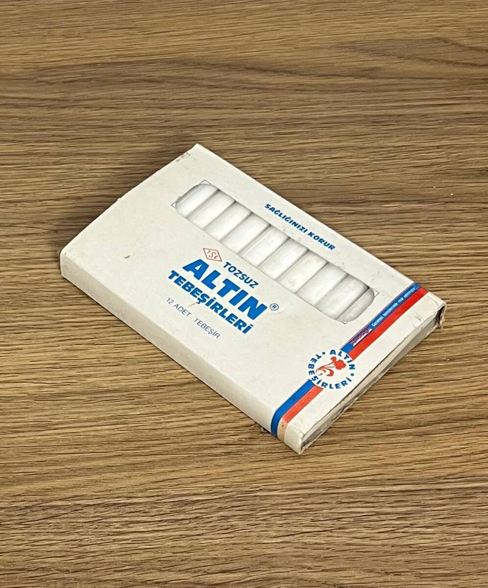 Altın Tebeşirleri.Tam Dolu Kutu . AOB4886 - 3