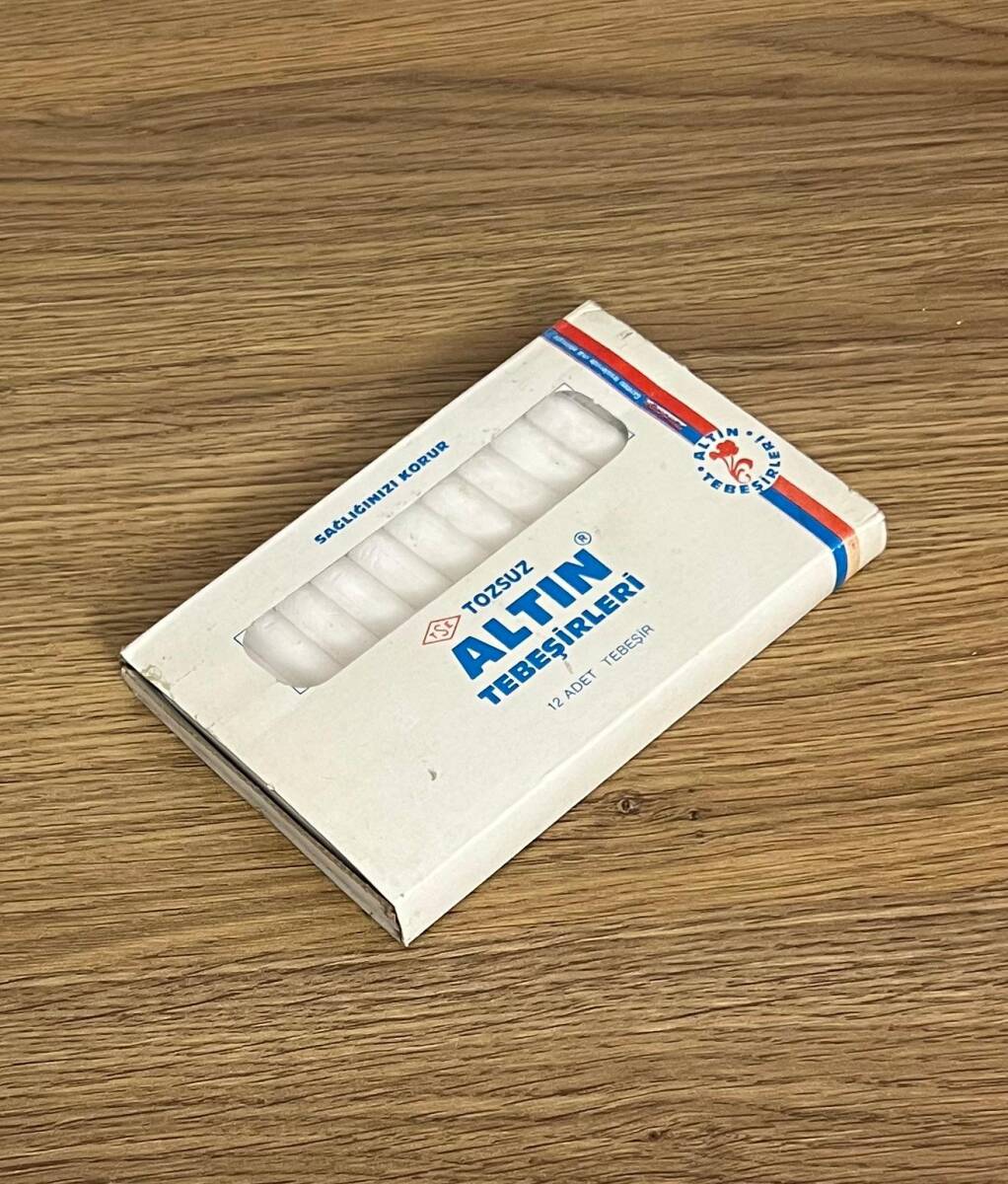 Altın Tebeşirleri.Tam Dolu Kutu . AOB4886 - 2