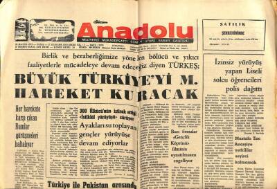 Anadolu Gazetesi 21 Kasım 1975 - Büyük Türkiyeyi M. Hareket Kurtaracak GZ66825 - 2