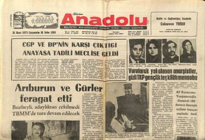 Anadolu Gazetesi 21 Mart 1973 - Rum Patriği Demetrios Makariosu Savunuyor GZ97583 - 1