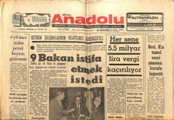 Anadolu Gazetesi 7 Temmuz 1971 - 9 Bakan İstifa Etmek İstedi GZ66929 - 1