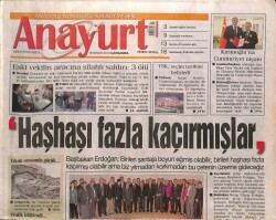 Anayurt Gazetesi 16 Nisan 2014 - Özlem Yıldız , Dostlarıyla Etilerdeki Meyhanede Eğlendi GZ100269 - 1