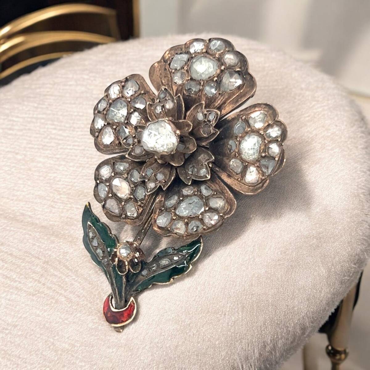 Antika 14 Ayar Elmas Taşlı Mineli Broş ELM240 #34.5 - 2