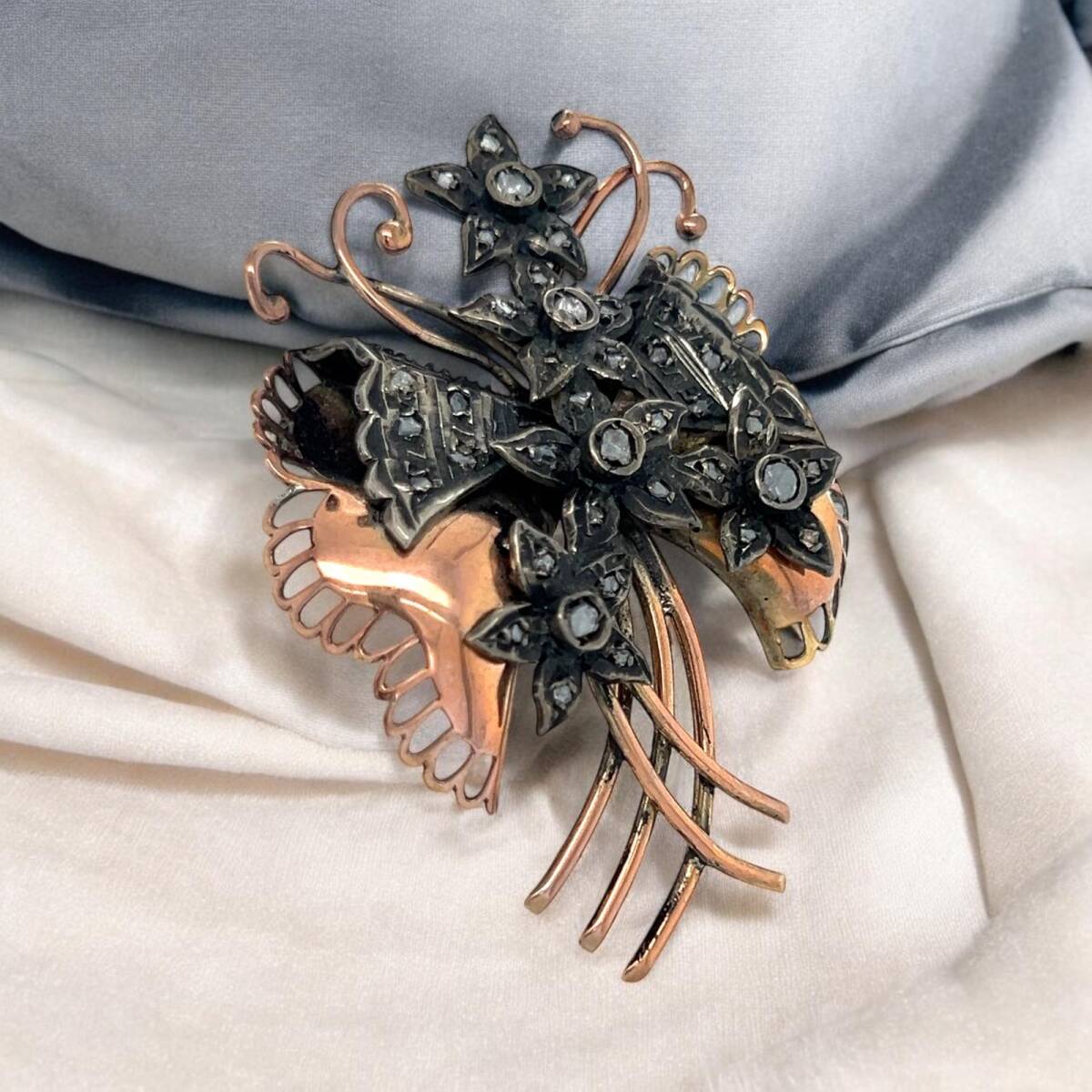 Antika 8 Ayar Elmas Taşlı Broş ELM372 #9.10 - 2