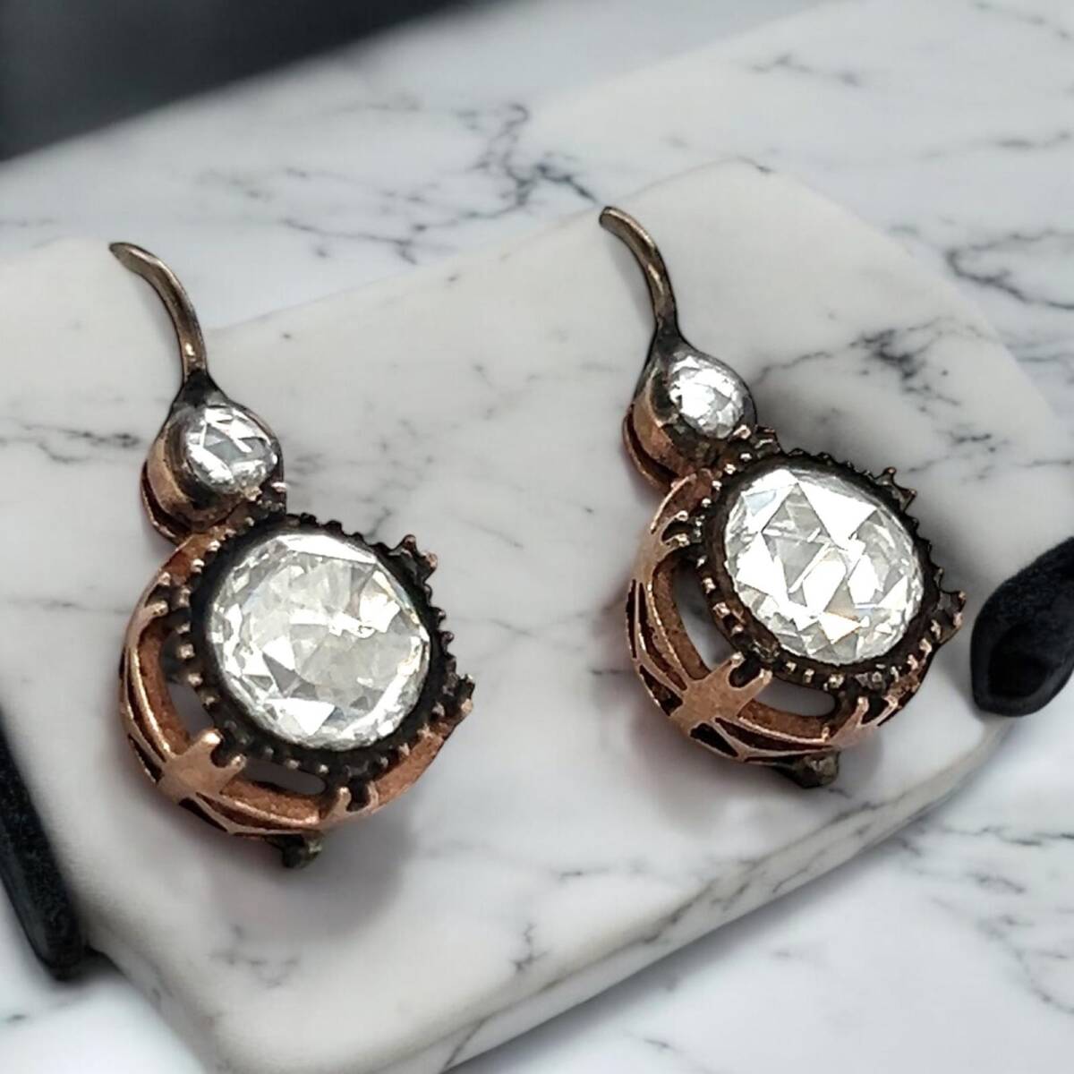 Antika 8 Ayar Elmas Tek Taş Küpe ELM156 #50.02 - 2