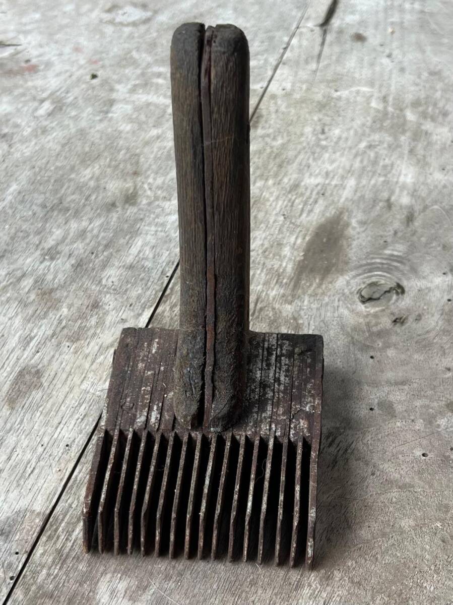 Antika Ahşap Saplı Metal Kirkit AOB7501 - 2