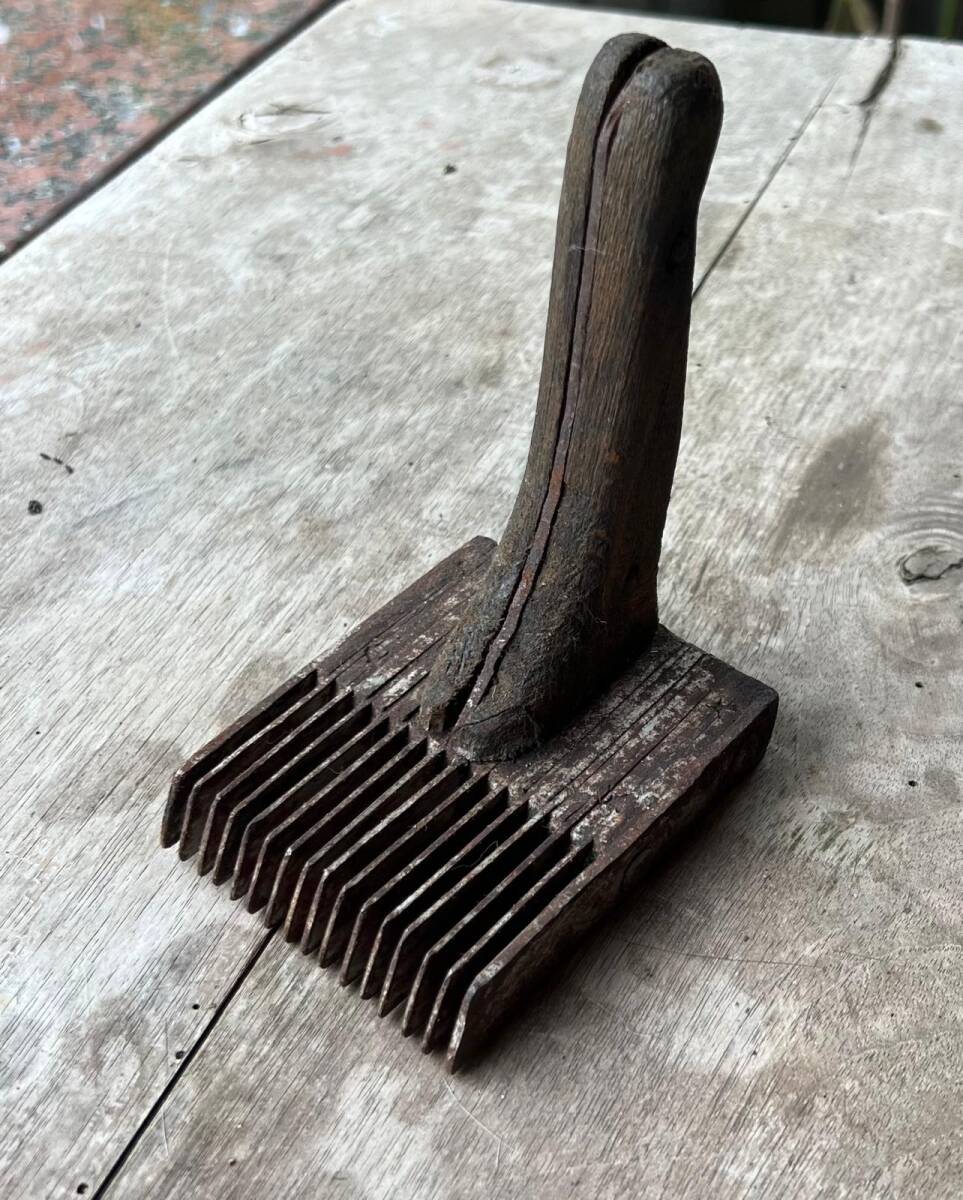 Antika Ahşap Saplı Metal Kirkit AOB7501 - 4