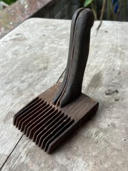 Antika Ahşap Saplı Metal Kirkit AOB7503 - 4