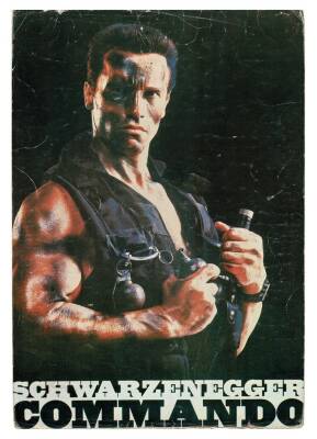 Arnold Schwarzenegger (Büyük Boy) Komando Kartpostal KRT9383 - 1
