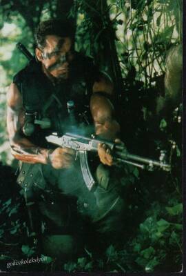 Arnold Schwarzenegger Kartpostal KRT3504 - 1