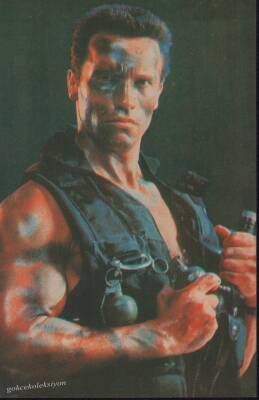 Arnold Schwarzenegger Kartpostal KRT3509 - 1